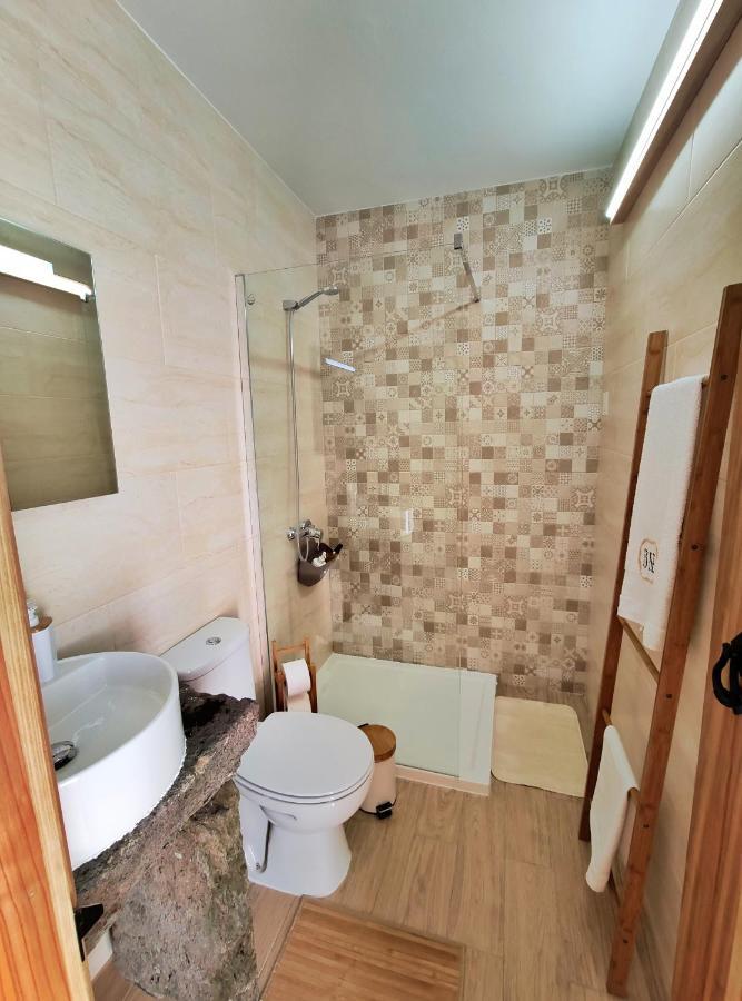 Basalto Negro Al Hotel Angra do Heroismo Bagian luar foto